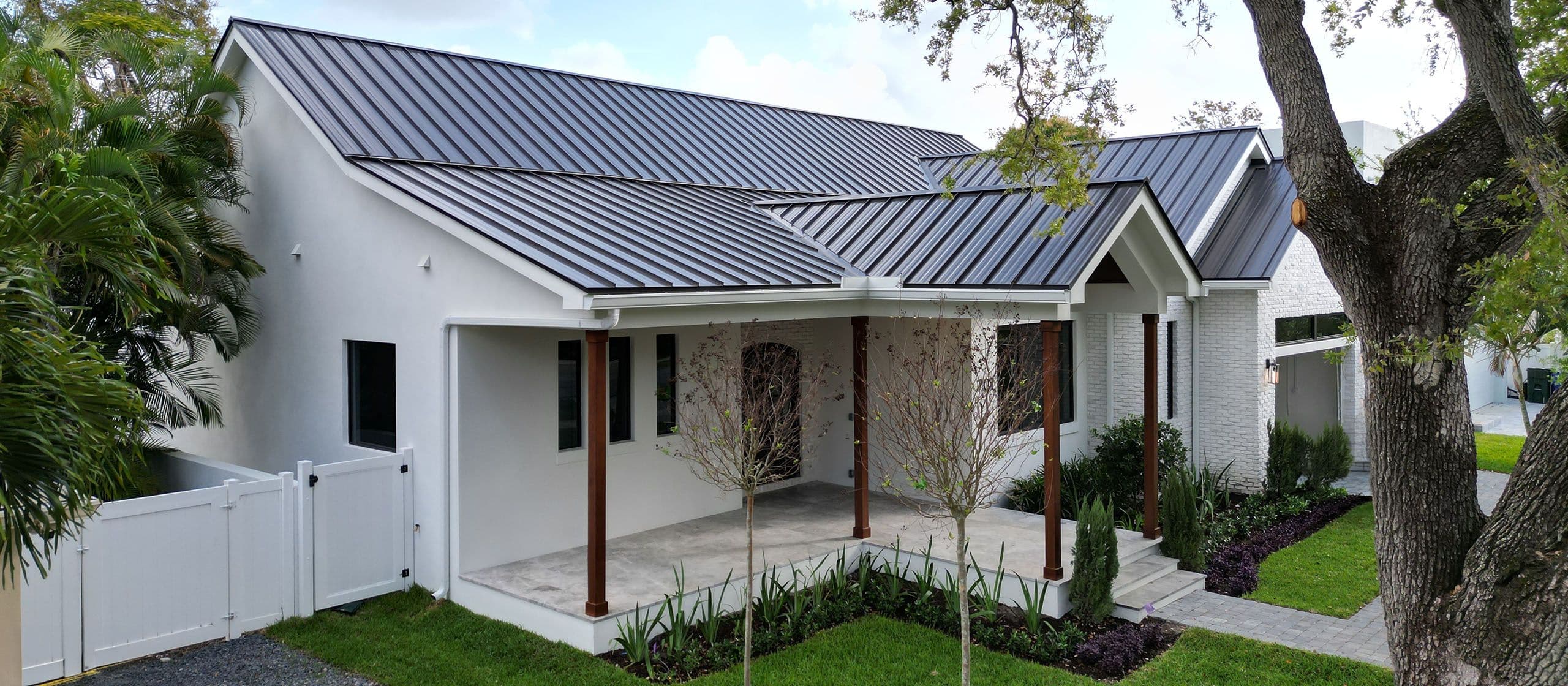 Standing-Seam Metal Roof, Miami - Titan Builders
